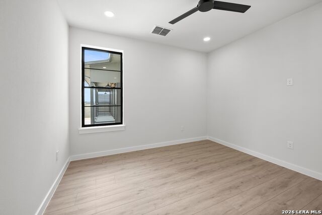 634 Central Parkway Property Photo 18