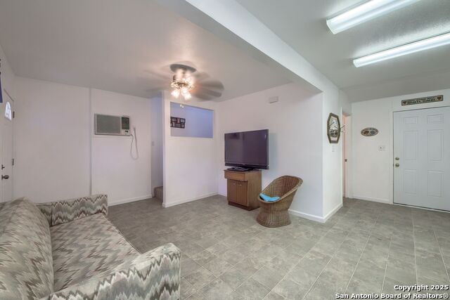 1108 Pebble Beach Dr Nw Property Photo 5