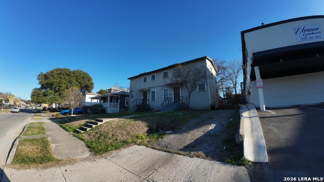 446 Natalen Property Photo 1
