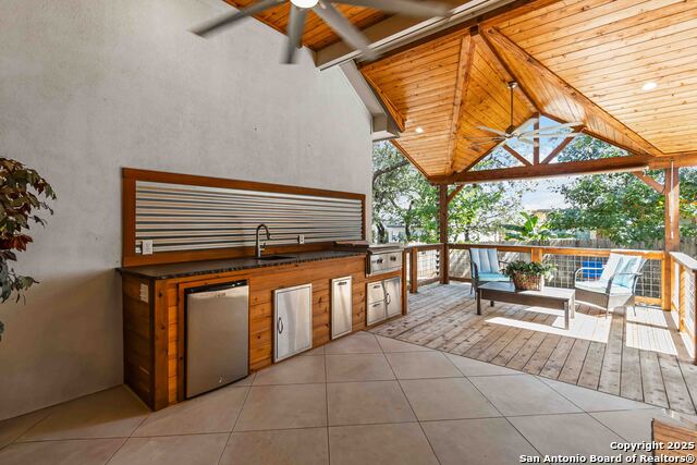 8206 Claret Cup Property Photo 1