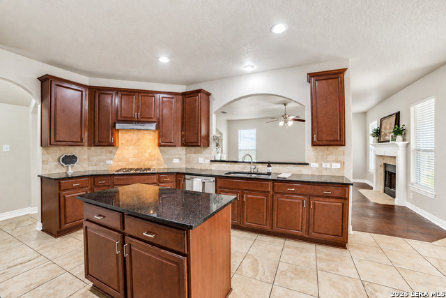 13835 Palatine Hill Property Photo 6