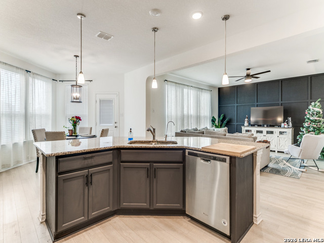 15227 Sirius Cir Property Photo 9
