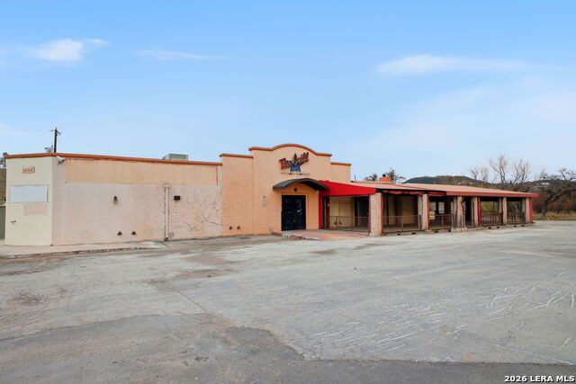 24116 W Interstate 10 Property Photo 2