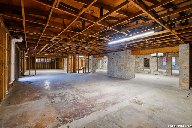 24116 W Interstate 10 Property Photo 16