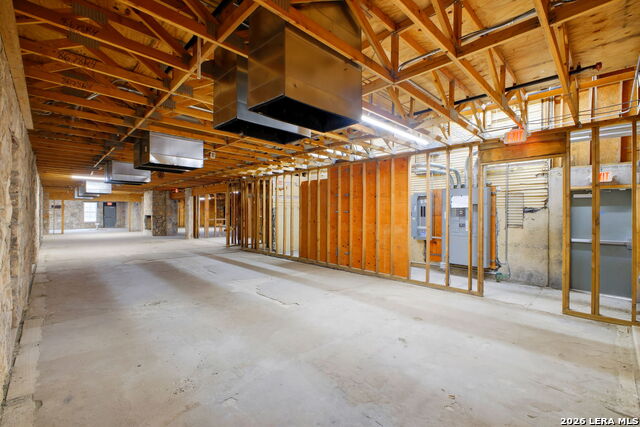 24116 W Interstate 10 Property Photo 23