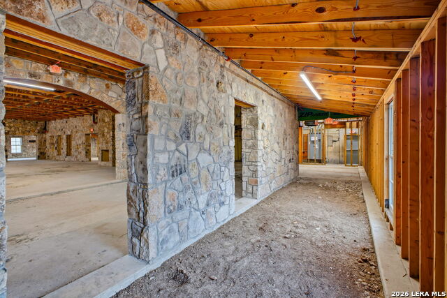 24116 W Interstate 10 Property Photo 33