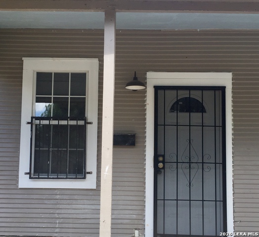 2011 S San Jacinto St. Property Photo 2