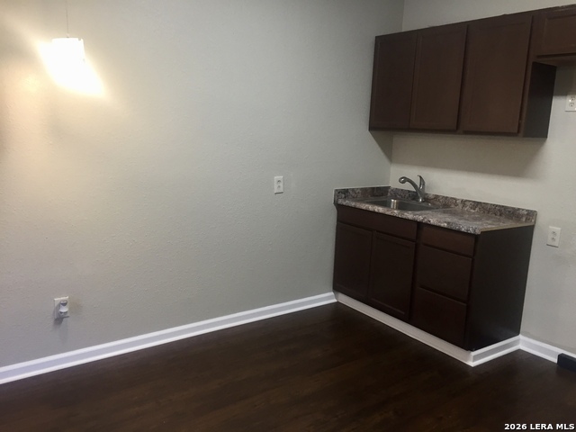 2011 S San Jacinto St. Property Photo 7