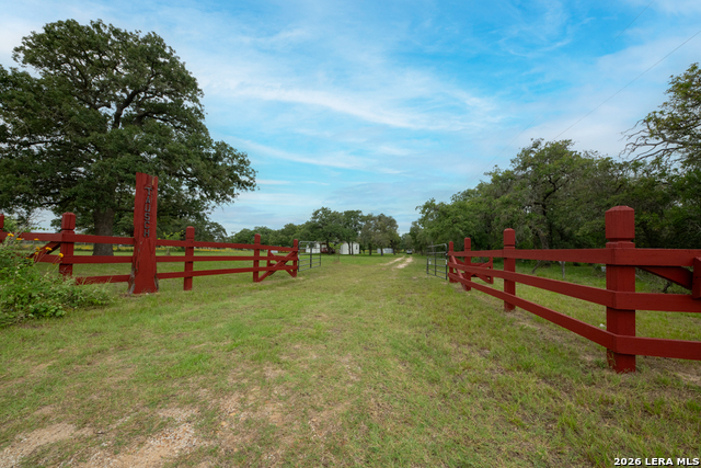 104 Longhorn Rd Property Photo 17