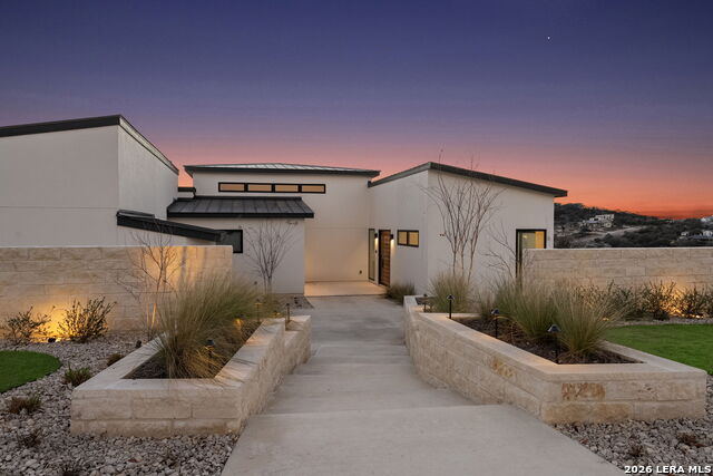 23115 Henness Pass Property Photo 3