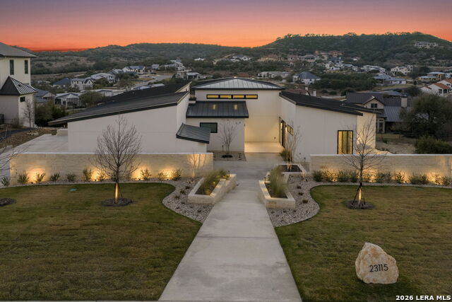 23115 Henness Pass Property Photo 6