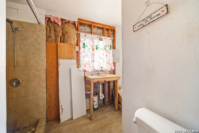 4988 S Loop 1604 E Property Photo 28