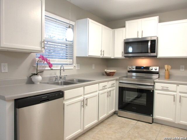 606 Hon Property Photo 5