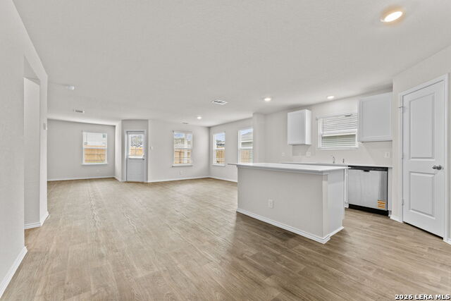 157 Western Gull Property Photo 5