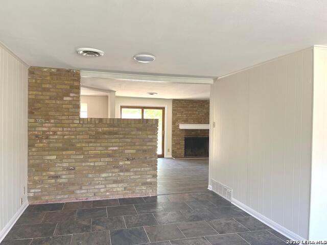 425 Driftwind Property Photo 5