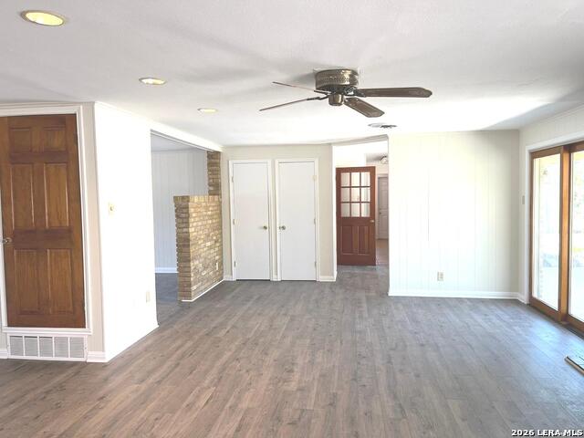 425 Driftwind Property Photo 8