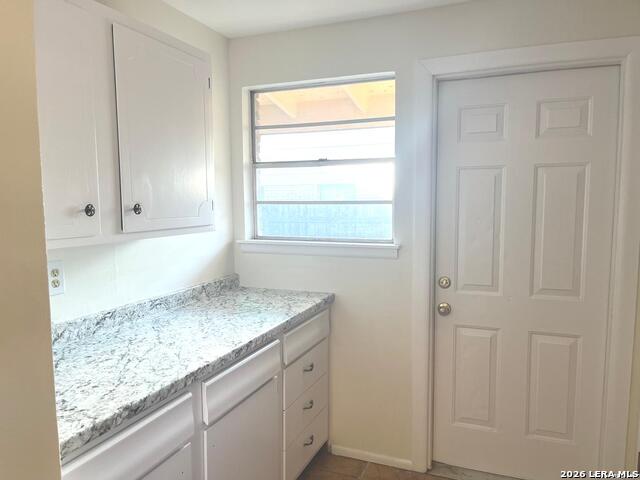 425 Driftwind Property Photo 14