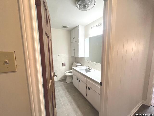 425 Driftwind Property Photo 22