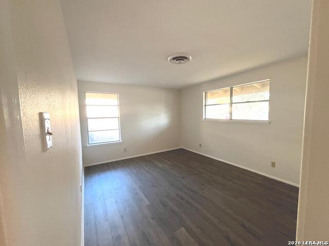 425 Driftwind Property Photo 23