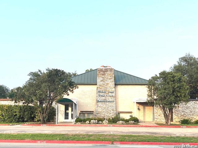 425 Driftwind Property Photo 33