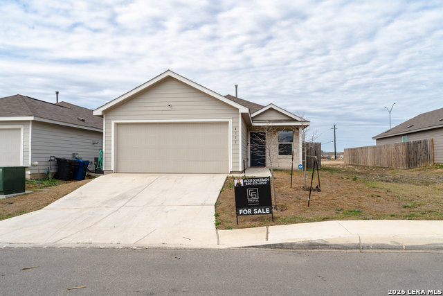 4111 Imogene Ivy Property Photo 3
