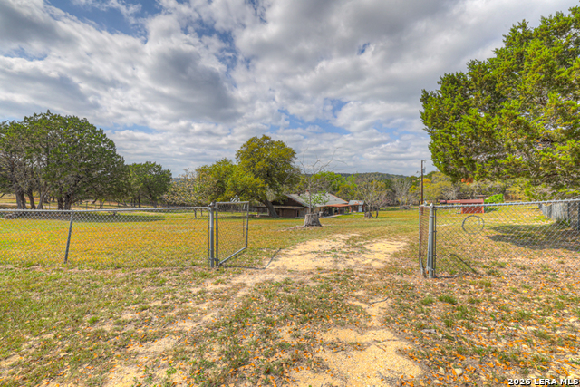 109 Saddle Wood Trl Property Photo 26