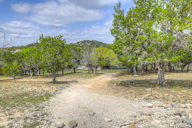 109 Saddle Wood Trl Property Photo 28
