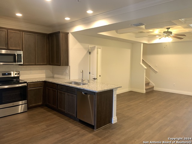 320 Untermaier Property Photo 6