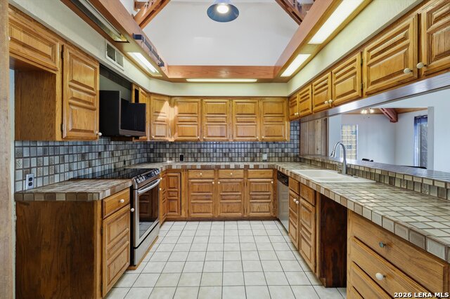 570 Rimrock Pass Property Photo 3