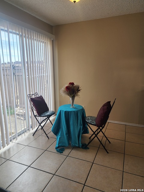 5236 Meadow Field Property Photo 3