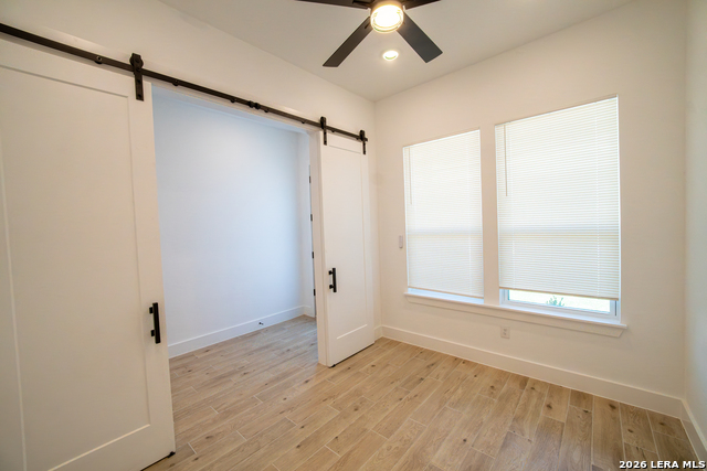 109 W Eli Chandler Property Photo 6