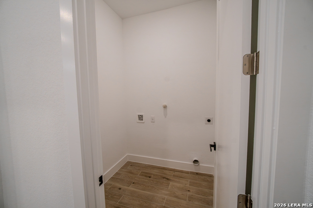 109 W Eli Chandler Property Photo 23