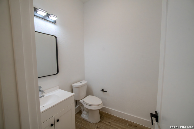 109 W Eli Chandler Property Photo 24