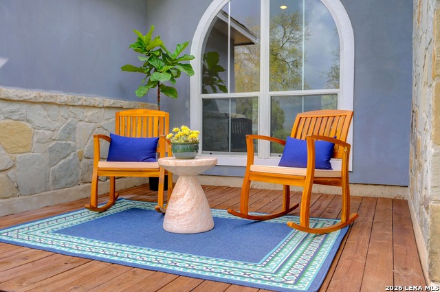 1134 Victoria Property Photo 4