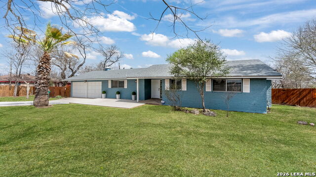 916 TOEPPERWEIN RD Property Photo 1