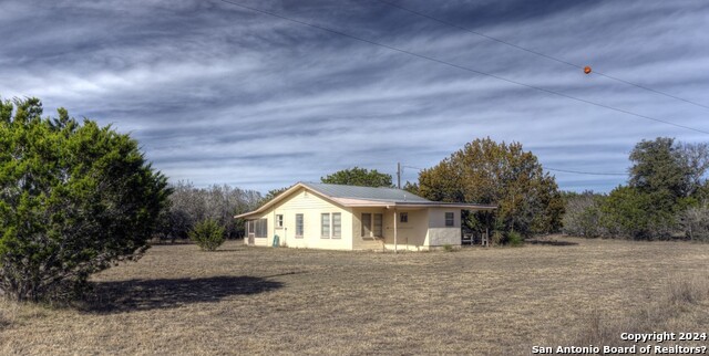 22 Squirrel Bend Property Photo 2