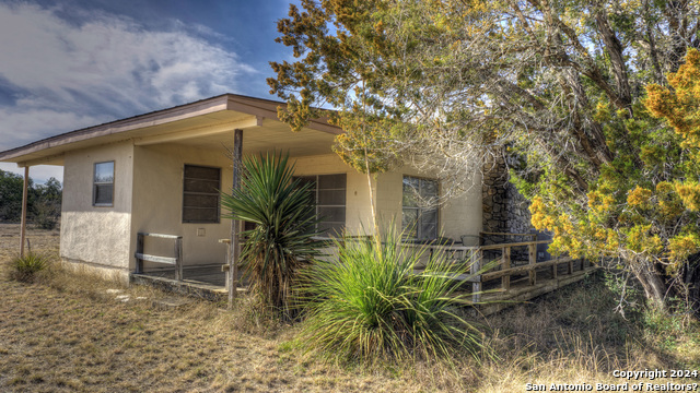22 Squirrel Bend Property Photo 4
