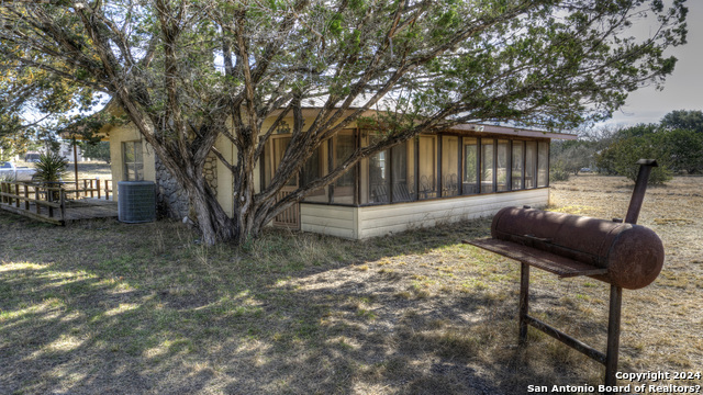 22 Squirrel Bend Property Photo 7