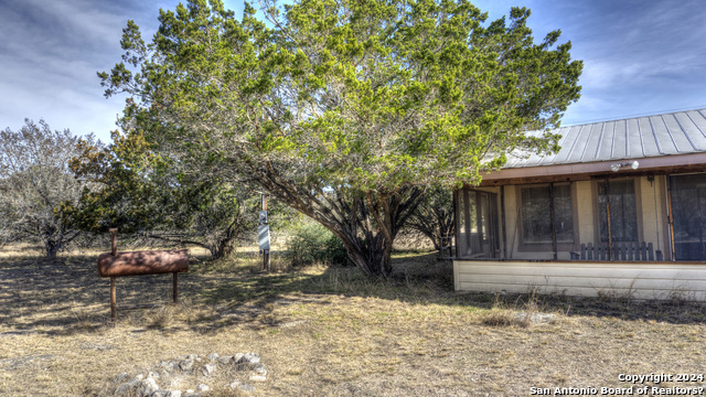 22 Squirrel Bend Property Photo 8