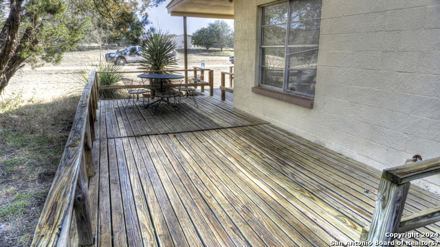 22 Squirrel Bend Property Photo 14