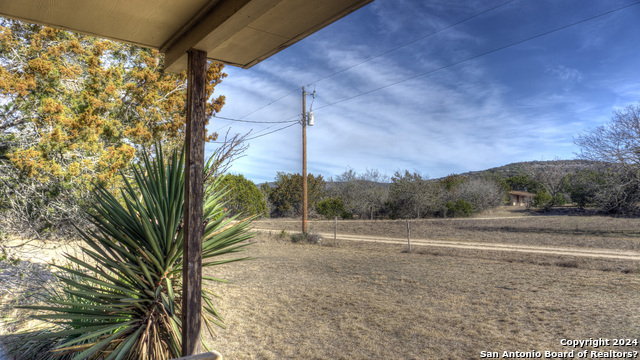 22 Squirrel Bend Property Photo 18