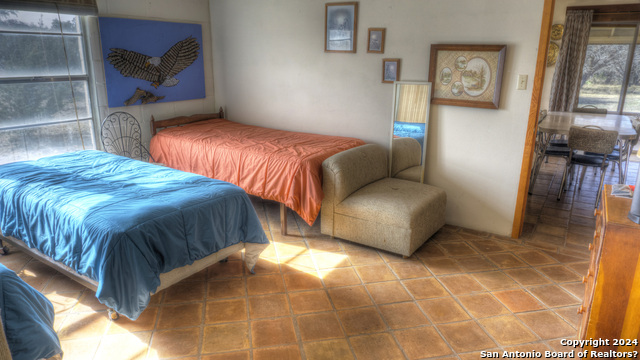22 Squirrel Bend Property Photo 31