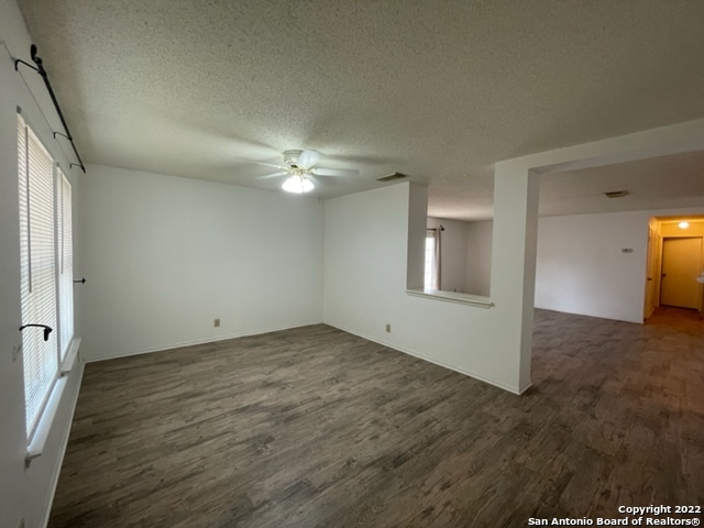 7631 Heathridge Property Photo 3