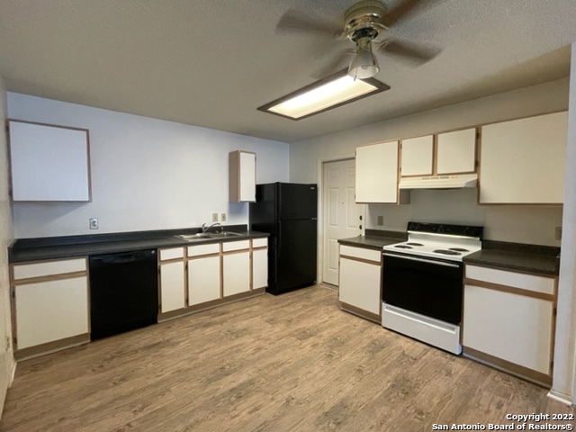 7631 Heathridge Property Photo 7
