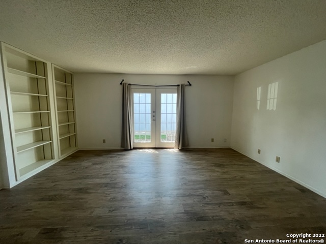 7631 Heathridge Property Photo 9