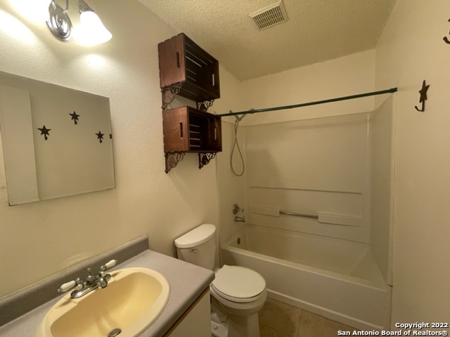 7631 Heathridge Property Photo 14