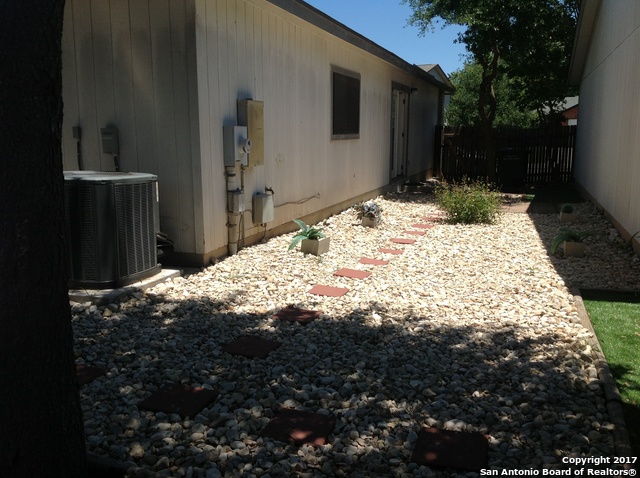 7631 Heathridge Property Photo 15