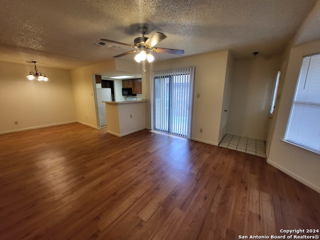 6350 Cambridge Property Photo 3