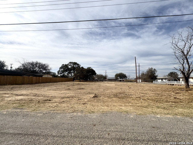 Tbd W Dilley Property Photo 2