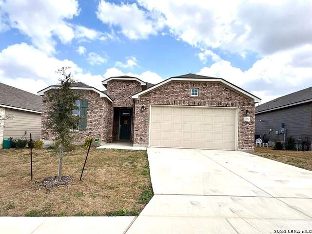 7164 Walkers Loop Property Photo 1